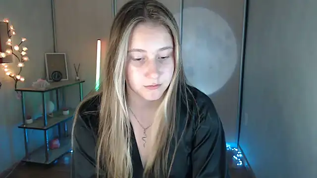 Milka_kamila Adlı Modelin Canlı XXX Sohbeti