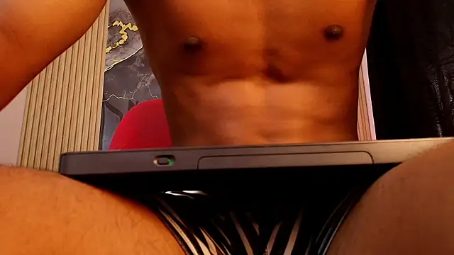 Chat XXX en directo de Leon__Black