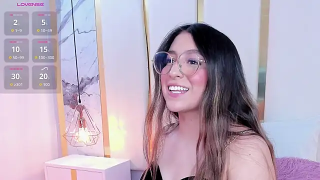 KamilaVegga Chat XXX in diretta