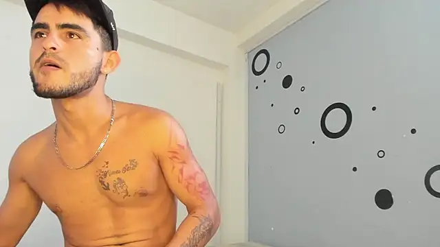 Dirty_Boy_Extreme777n Live XXX chat