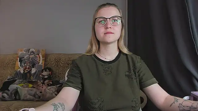 MissBrightShine Live XXX-chat