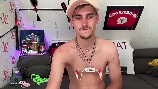 Chatroom XXX en direct de Cookieboy88