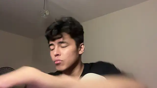 Chat +18 de ToddWarren ao vivo