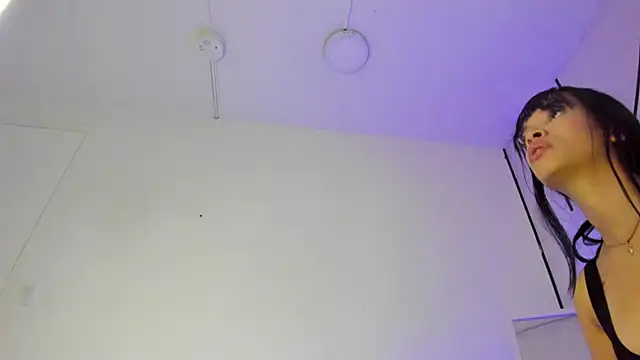 XXX chat uživo modela AmaiaHarpper