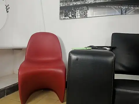 Онлайн чат XXX luca_damp