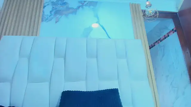 دردشة Naughty_Kittenm الجنسية المباشرة