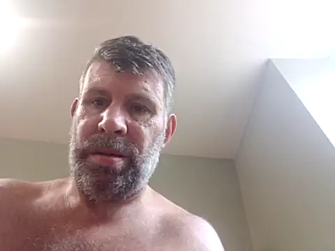 stud2512 élő XXX-chatje