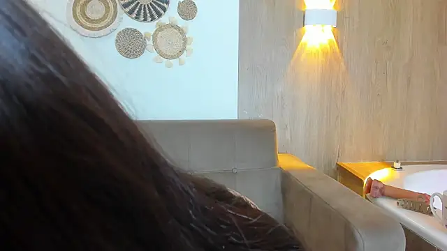 دردشة Emily_Frostt الجنسية المباشرة