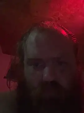 Bigfarmdaddy69 – Naživo XXX chat