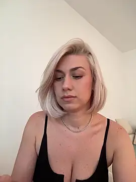 clara_k Adlı Modelin Canlı XXX Sohbeti