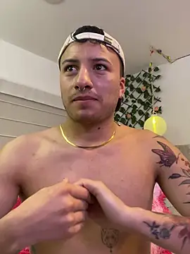 SirDamian Chat XXX in diretta