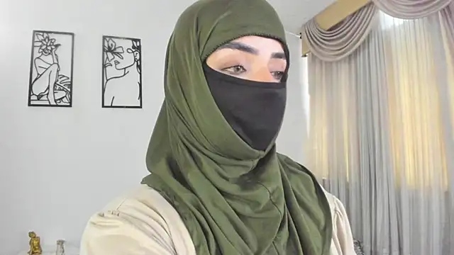 XXX chat uživo modela Uzra_hayed