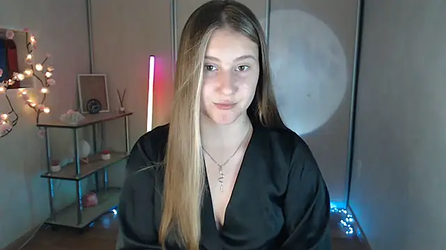 Milka_kamila 现场XXX聊天