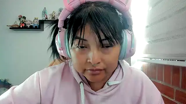 Shaddycute_ Chat XXX live