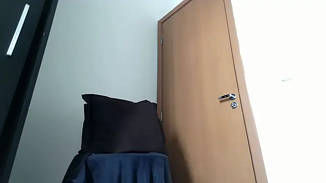 negro23cmdot's Live XXX Chat
