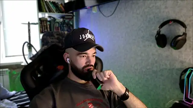 _Serious_Mann Live XXX chat