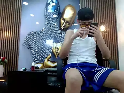 AlejoBussnekn Live XXX chat