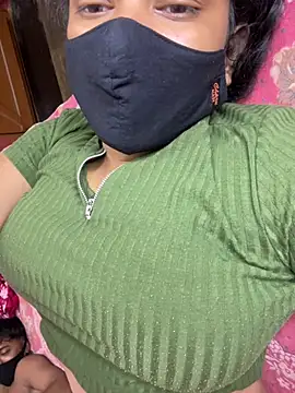 Hot-AngoriBhabhi's Live XXX Chat