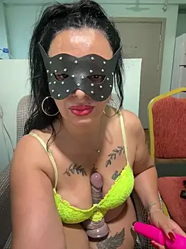 Etopya2388 Adlı Modelin Canlı XXX Sohbeti