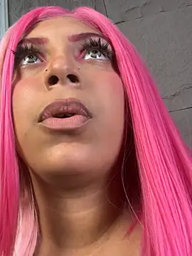 GiaRedd live XXX chat