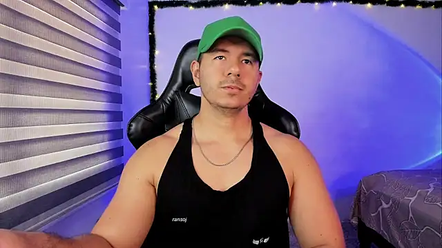 ransoj Live XXX-Chat