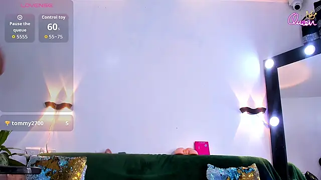 Emili_Roux Adlı Modelin Web Kamerası Şovu