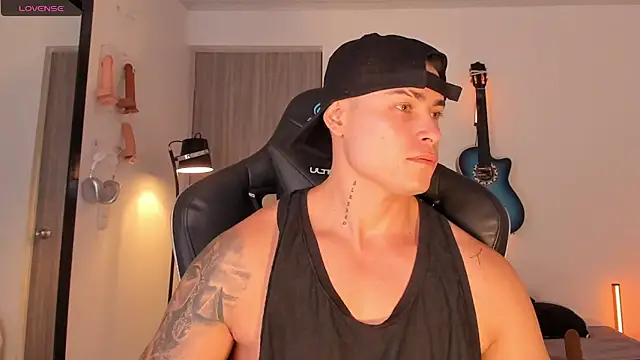 Chat +18 de connorsmiith ao vivo