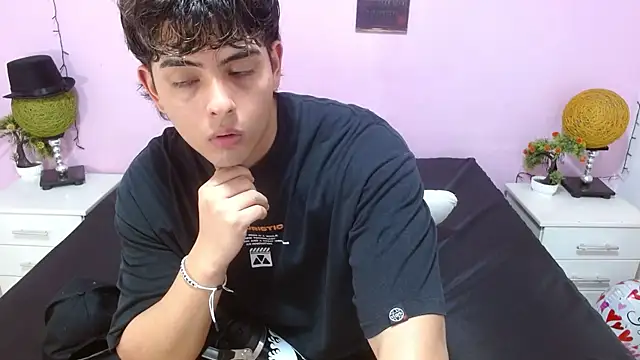 Chat XXX ao vivo de zayne_lyon