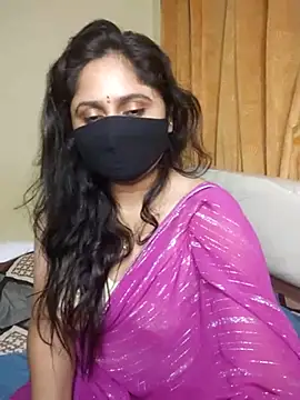 Sravvi499's Live XXX Chat