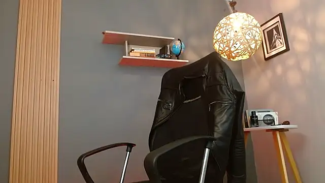 Reiko_85_ Chat XXX live