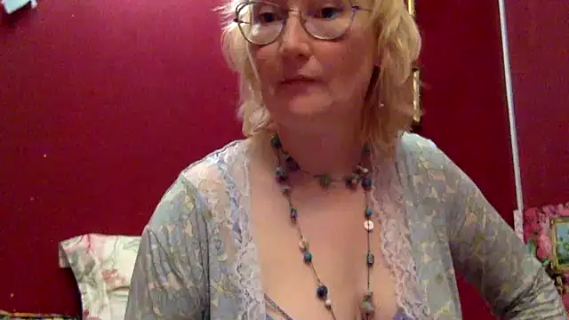 Zeyona Adlı Modelin Canlı XXX Sohbeti