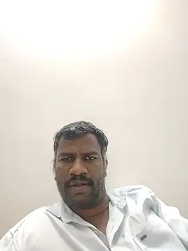 Chat +18 de Paramkeerthi ao vivo