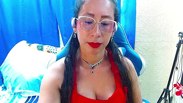 Gia_leinn's Live XXX Chat