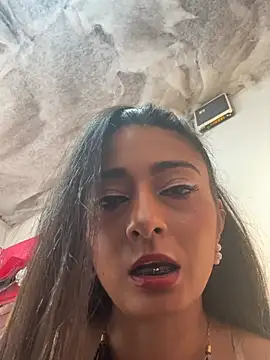 צ'אט XXX בשידור חי של IsabellaMariet