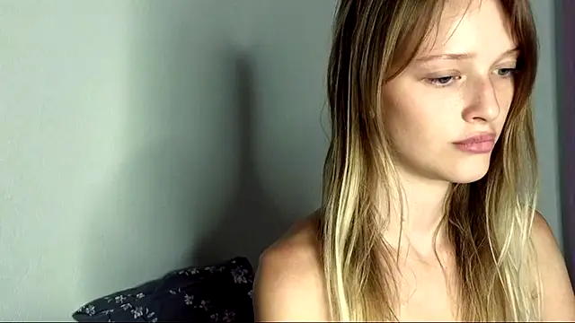 StarFrom_Hell's Live XXX Chat