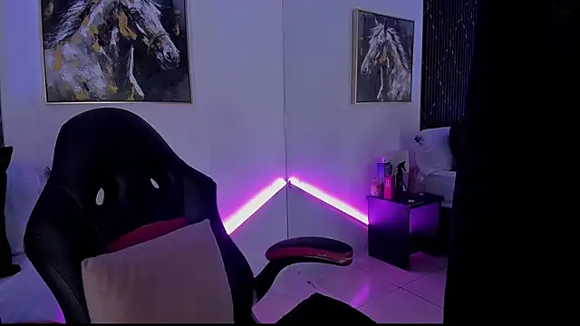 Bonnie_Rider Adlı Modelin Canlı XXX Sohbeti
