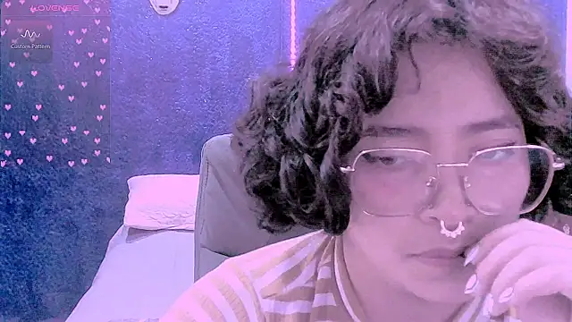NinaYellow Chat XXX live