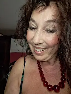 Chat +18 de GypsyEsmeralda ao vivo