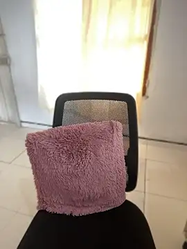 XXX chat uživo modela kiaradolls