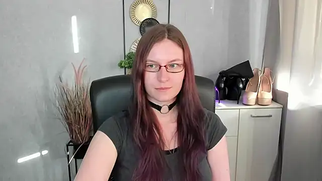 XXX chat uživo modela emmaxDelight