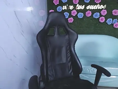 XXX chat uživo modela ravenvancleef