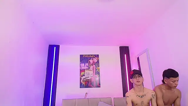 دردشة Marcus_and_Tony الجنسية المباشرة
