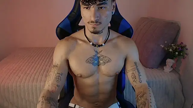 Thomas_Fit1's Live XXX Chat