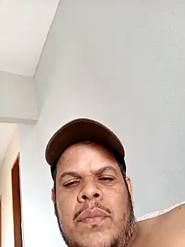 Chat +18 de FFelipe000777 ao vivo