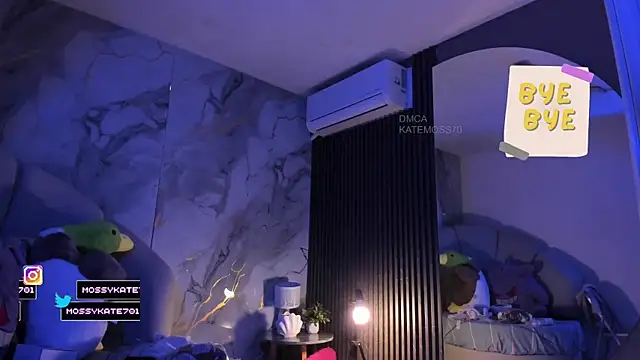 Katemoss70 XXX чат на живо