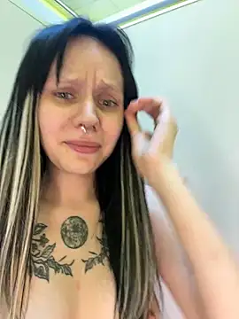 sukidaa Live XXX-chat
