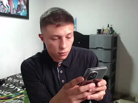 Онлайн чат XXX Stiiveen777