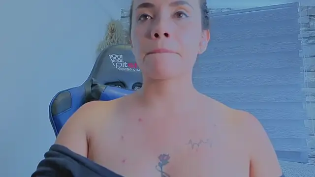 Živý XXX chat Karol_vg