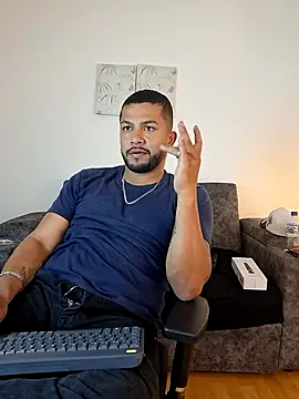 BrunoSilva_'s Live XXX Chat
