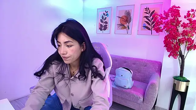 Rainy_dolln Live XXX chat